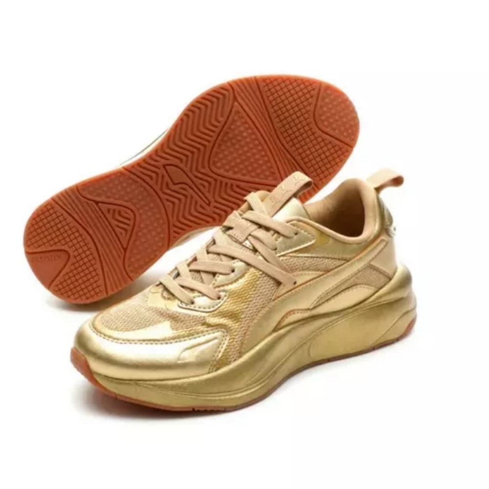 PUMA RS-Curve Gold shoe